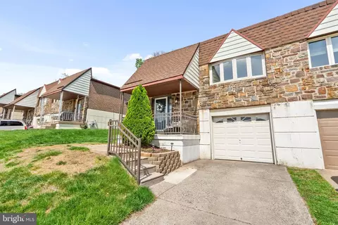 15146 Ina Dr, Philadelphia, PA 19116