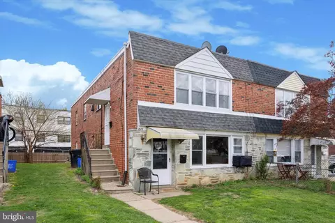 2673 Tremont St, Philadelphia, PA 19152