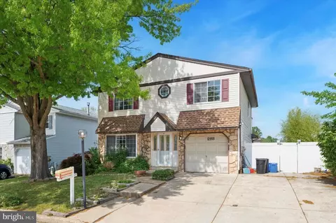 12818 Galdi Ln, Philadelphia, PA 19154