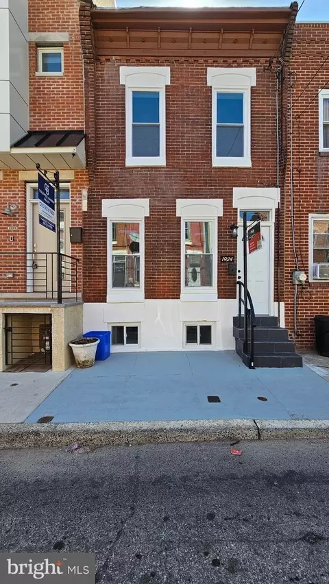 1924 Mountain St, Philadelphia, PA 19145