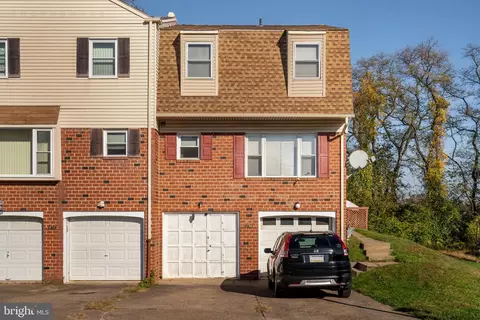 9311 13 Neil Rd #B, Philadelphia, PA 19115