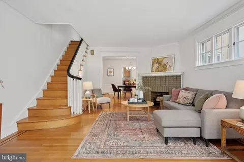 418 W Mount Airy Ave, Philadelphia, PA 19119