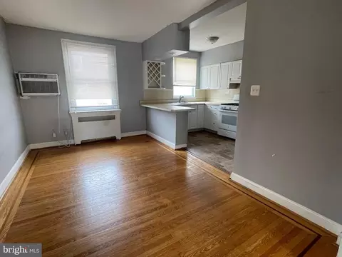 4207 Robbins Ave, Philadelphia, PA 19135