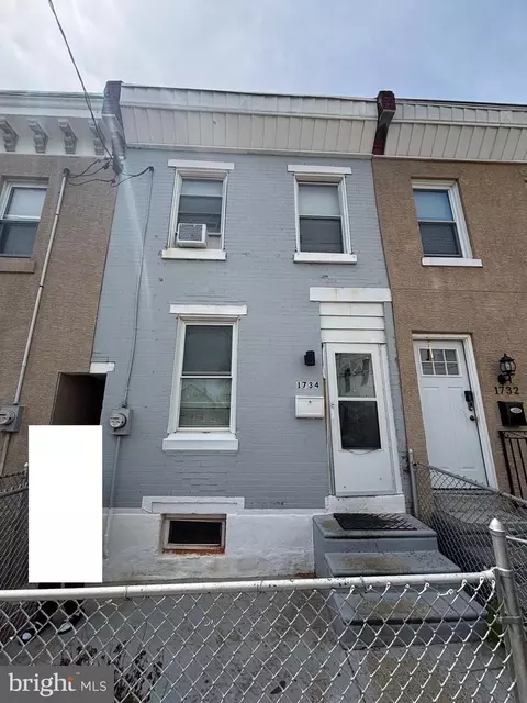 1734 Gillingham St, Philadelphia, PA 19124