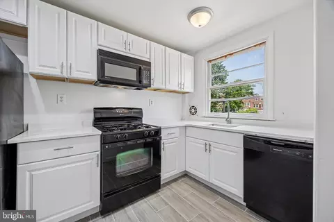 155 E 64th Ave, Philadelphia, PA 19120