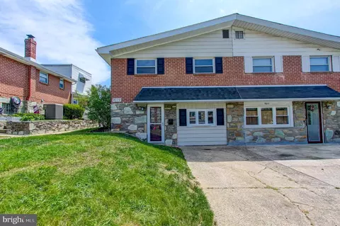9019 Cloverly Rd, Philadelphia, PA 19136