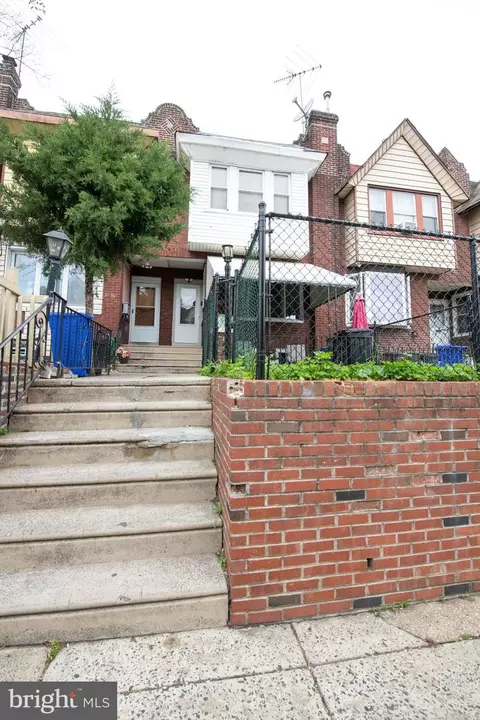 7238 Marsden St, Philadelphia, PA 19135
