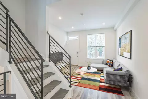 1526 W Seybert St, Philadelphia, PA 19121