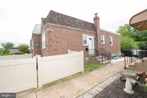 7933 Lister St, Philadelphia, PA 19152