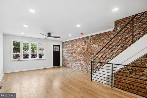 1842 S 4th St, Philadelphia, PA 19148