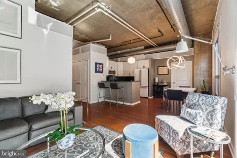 113 N Bread St #3B3, Philadelphia, PA 19106