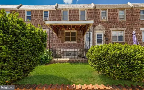 6028 Agusta St, Philadelphia, PA 19149