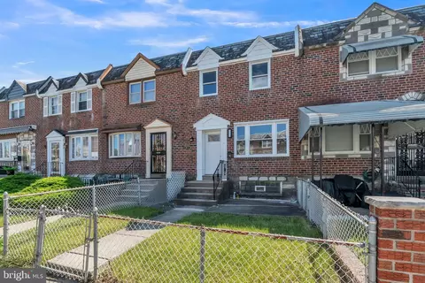8652 Gilbert St, Philadelphia, PA 19150