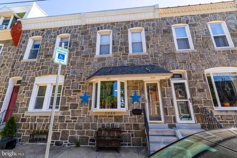 3955 Terrace St, Philadelphia, PA 19128