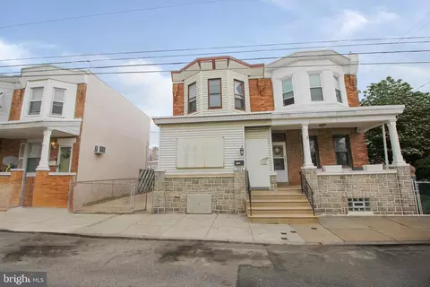 2704 6 Croydon St, Philadelphia, PA 19137