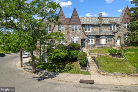 1800 N 52nd St, Philadelphia, PA 19131