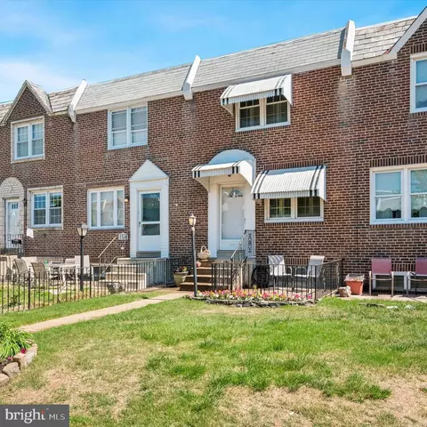 2947 Fanshawe St, Philadelphia, PA 19149
