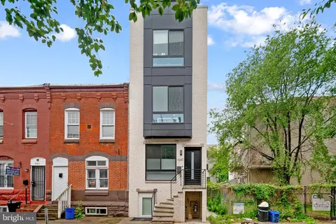 1640 Edgley St, Philadelphia, PA 19121