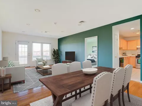 401 N Front St #3B, Philadelphia, PA 19123
