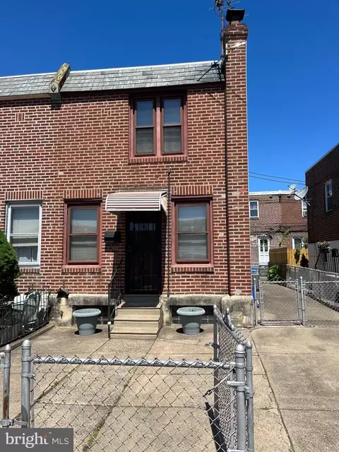 3638 Livingston St, Philadelphia, PA 19134
