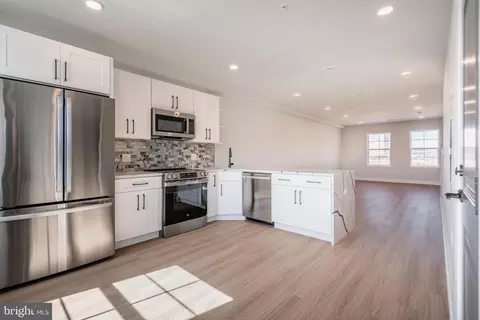 4088 Conshohocken Ave #A10, Philadelphia, PA 19131