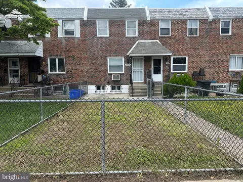 5834 Oakland St, Philadelphia, PA 19149