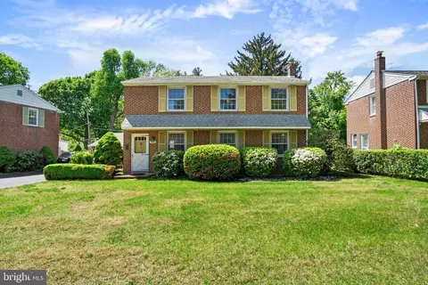9826 Redd Rambler Dr, Philadelphia, PA 19115