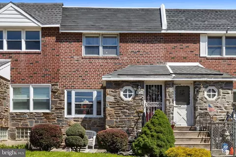3725 W Country Club Rd, Philadelphia, PA 19131