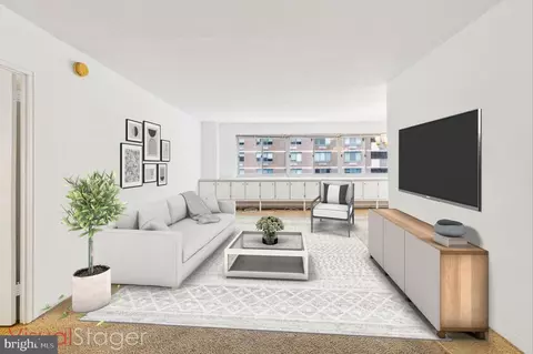 1900 John F Kennedy Blvd #1813, Philadelphia, PA 19103