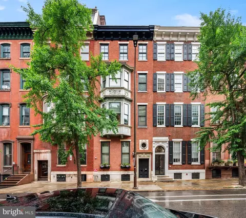 1724 Spruce St #2, Philadelphia, PA 19103