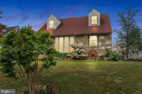3170 Weston St, Philadelphia, PA 19136