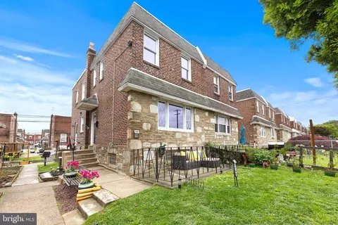 1742 Tustin St, Philadelphia, PA 19152