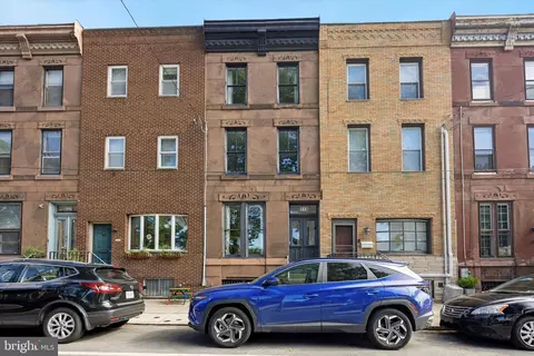 323 Tasker St, Philadelphia, PA 19148
