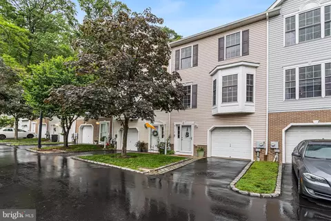 100 Parker Ave #3, Philadelphia, PA 19128