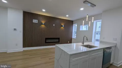 1454 Rosalie St, Philadelphia, PA 19149