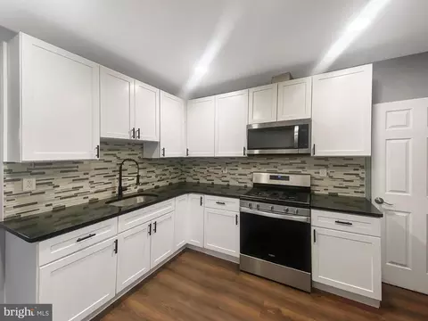 2059 E Atlantic St, Philadelphia, PA 19134