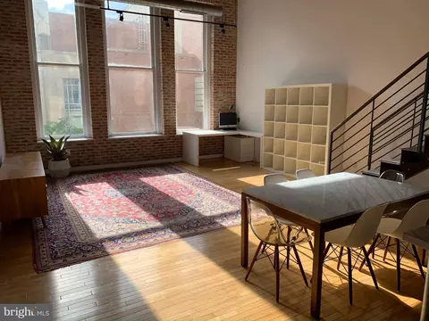1027 31 Arch St #303, Philadelphia, PA 19107