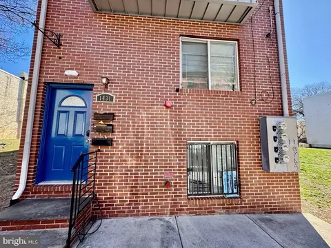1431 N 17th St, Philadelphia, PA 19121
