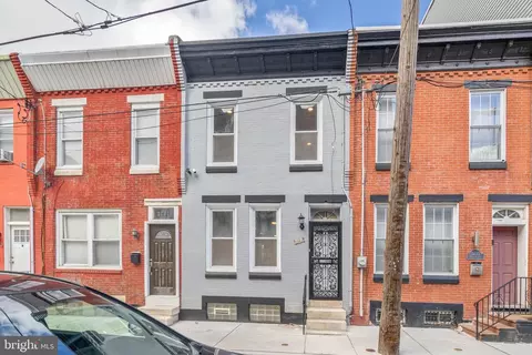 2235 Earp St, Philadelphia, PA 19146