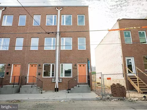2060 E William St, Philadelphia, PA 19134