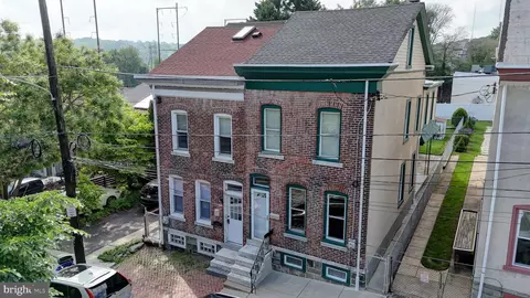 144 Wright St, Philadelphia, PA 19127