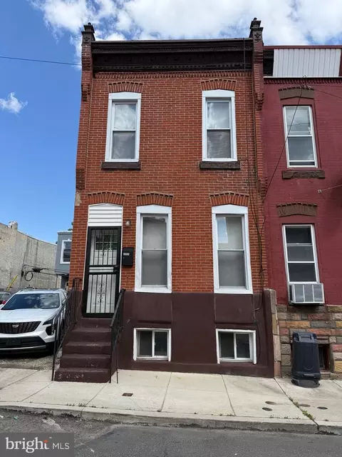 2735 N Sydenham St, Philadelphia, PA 19132