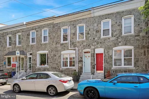 3951 Terrace St, Philadelphia, PA 19128