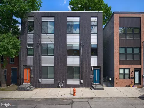 420 Kingsley St, Philadelphia, PA 19128