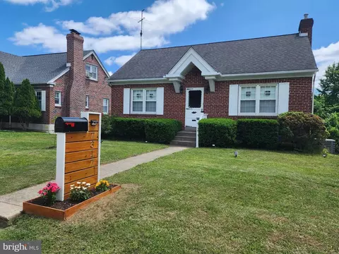 7317 Ryers Ave, Philadelphia, PA 19111