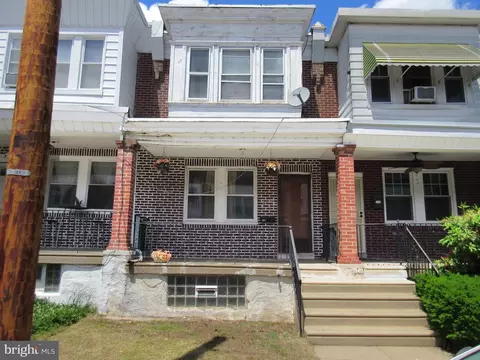177 Roselyn St, Philadelphia, PA 19120