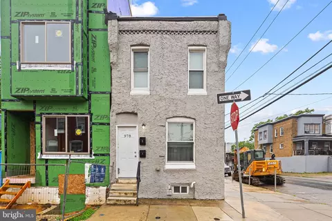 978 N 45th St, Philadelphia, PA 19104