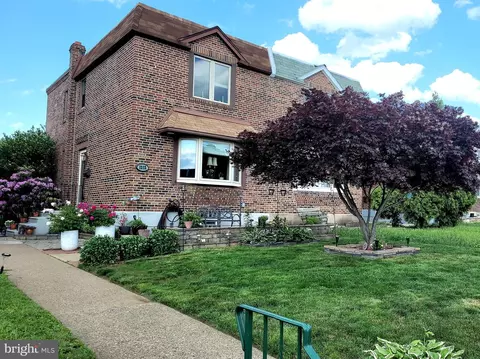 1213 Englewood St, Philadelphia, PA 19111