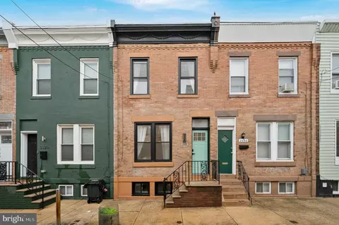 2328 Mountain St, Philadelphia, PA 19145