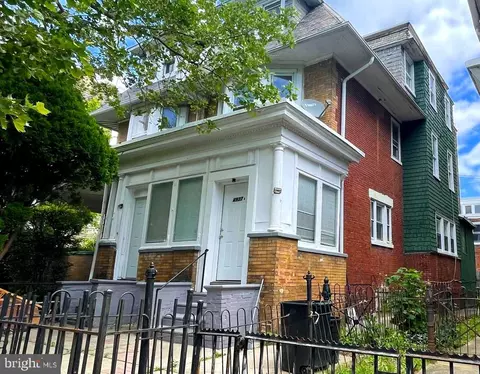 4937 N 13th St, Philadelphia, PA 19141